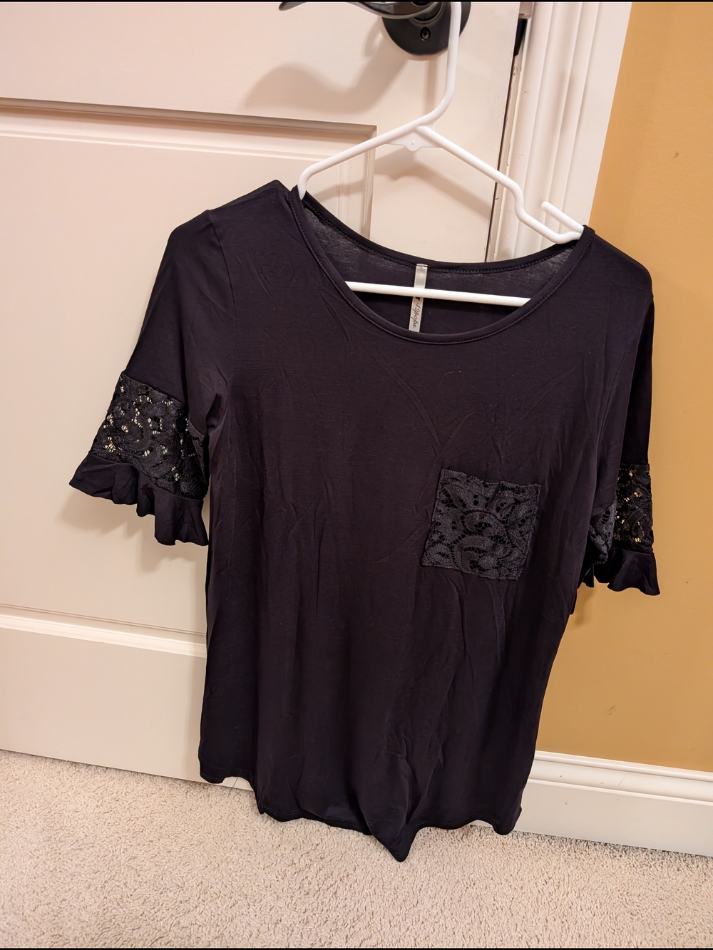 Womens Black Short Sleeve Lace Pocket Top NWOT